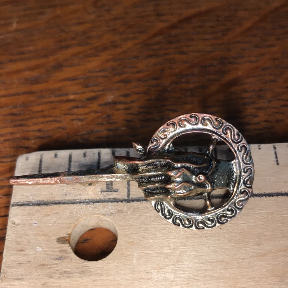 Brass gold Hand Pin